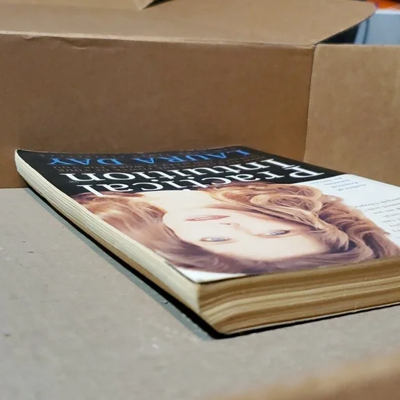 2/$8 📚 Practical Intuition Laura Day Paperback book - Picture 7 of 12